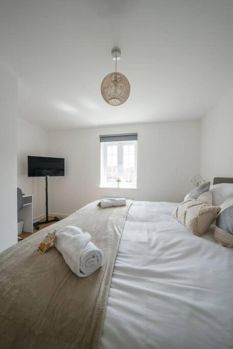 Stylish 2-Bed Home - For Company Contractor And Leisure Stays - Nec, Airport, Hs2, Contractors, Resort World Birmingham Luaran gambar